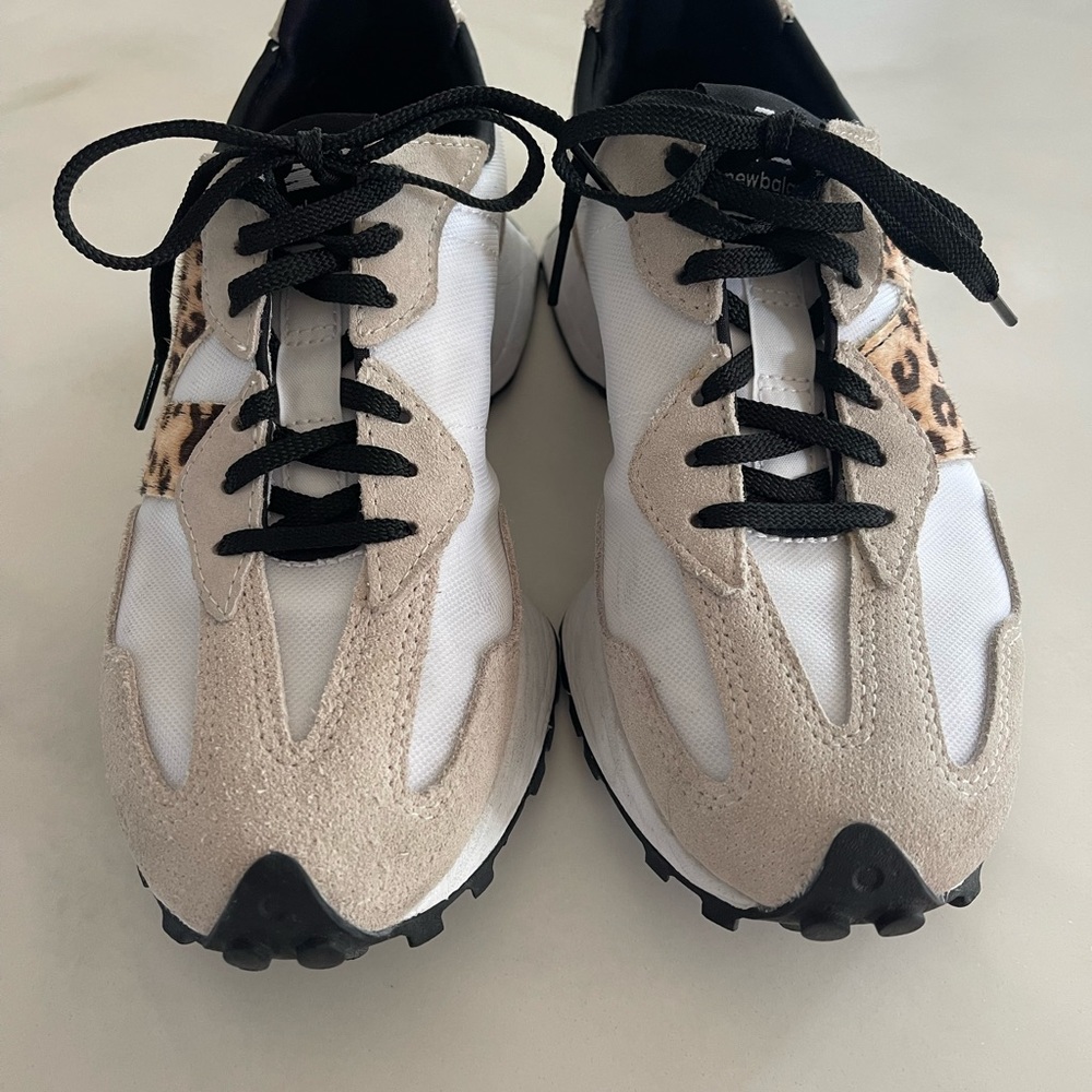 New Balance The Intelligent Choice 327 white /leopard sneakers -Size 8
